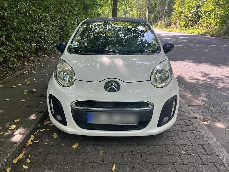 Weiß Gebraucht 2013 Citroën C1 Kleinwagen | 2.950 € - Bild 1/4