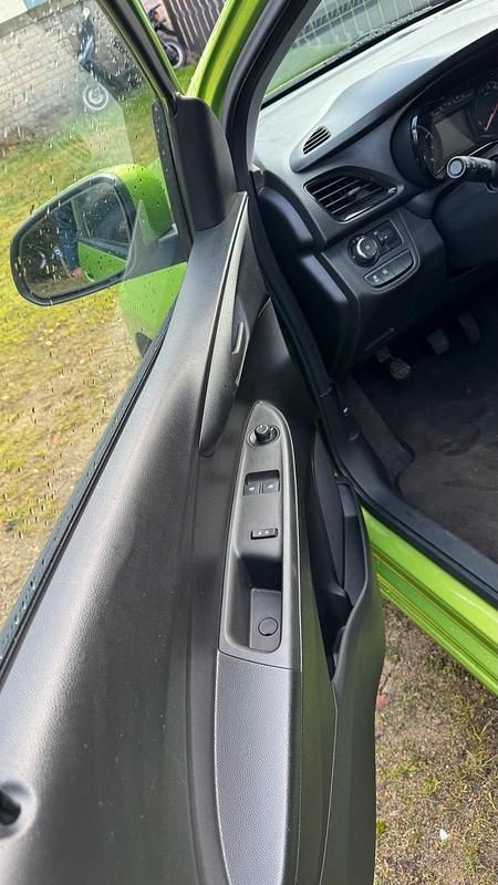 Gebraucht Opel Karl 2015 Grün Kleinwagen