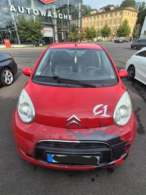 Rot Gebraucht 2009 Citroën C1 Kleinwagen | 2.099 € (Guter Preis) - Bild 1/4