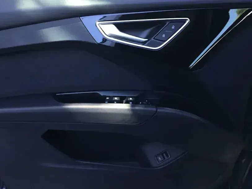 Gebraucht Audi Q4 e-tron 2023 Blau SUV