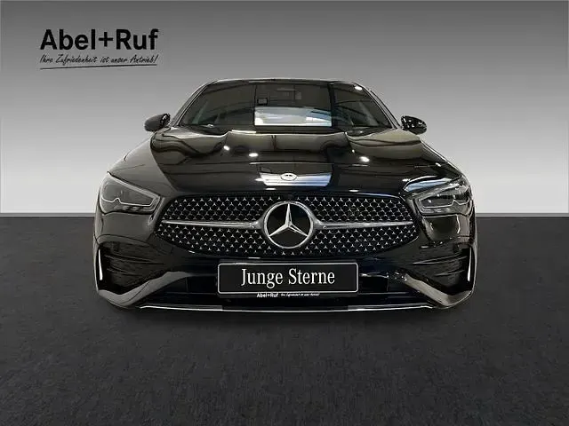 Gebraucht Mercedes CLA250e Advanced 163 PS (119 kW) 2025 Schwarz Coupé