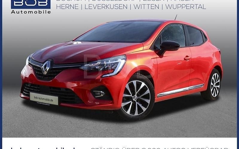 Dezirrot metallic (rot) Gebraucht 2022 Renault Clio V Zen Kleinwagen | 13.666 € (Guter Preis) - Bild 1/4