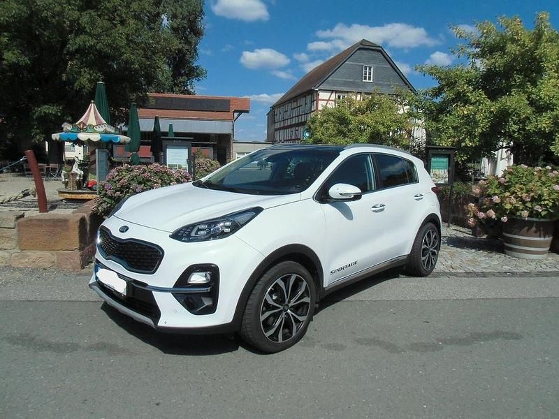 Weiß Gebraucht 2019 Kia Sportage Platinum SUV | 19.900 € (Fairer Preis) - Bild 1/4