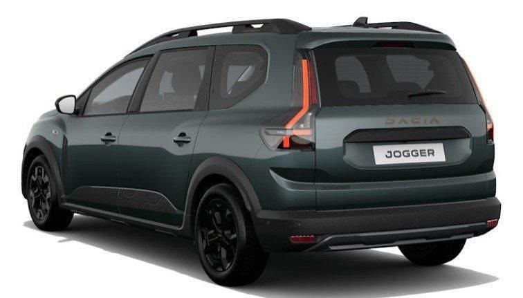Neu Dacia Jogger Extreme 110 PS (80 kW) 2025 Zedergrün Van / Kleinbus