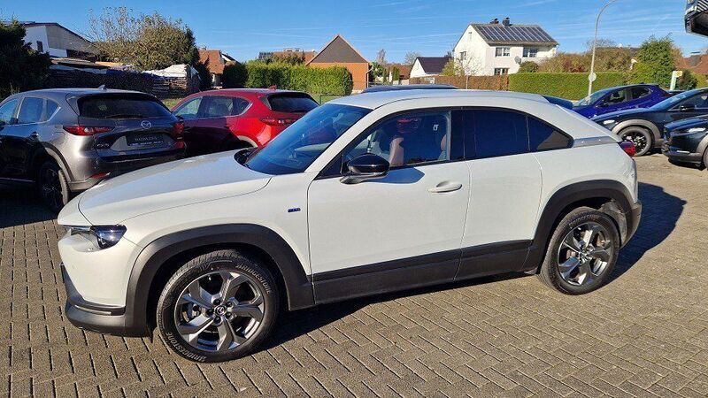 Gebraucht Mazda MX30 Ad'Vantage 106 kW (145 PS) 2022 Weiß SUV
