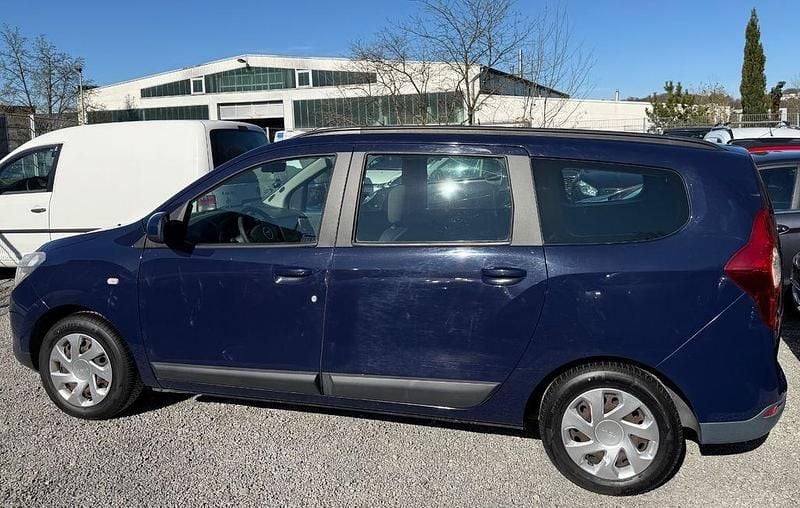 Gebraucht Dacia Lodgy Lauréate 83 PS (61 kW) 2013 Blau Van / Kleinbus