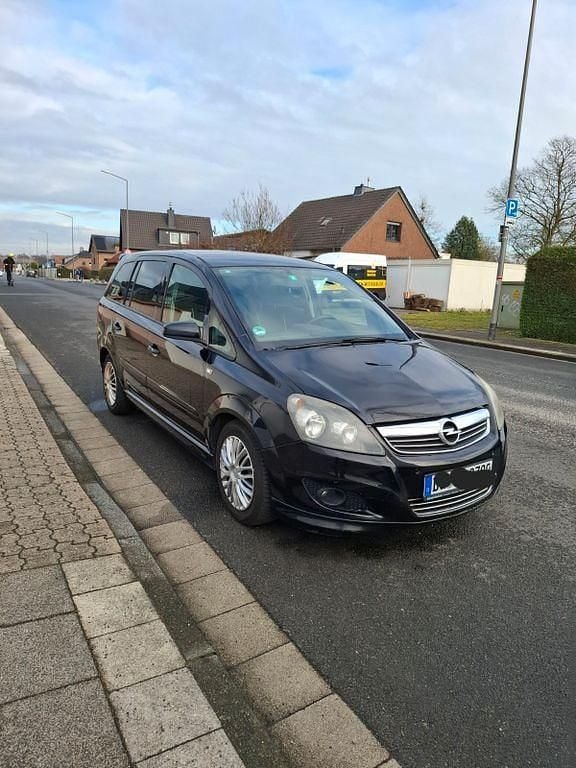 Schwarz Gebraucht 2008 Opel Zafira Sport Van / Kleinbus | 3.199 € (Teuer) - Bild 1/4