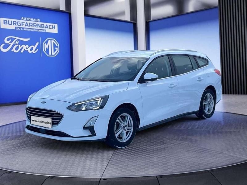 Frozen white Gebraucht 2021 Ford Focus Cool & Connect Kombi | 15.990 € (Fairer Preis) - Bild 1/4