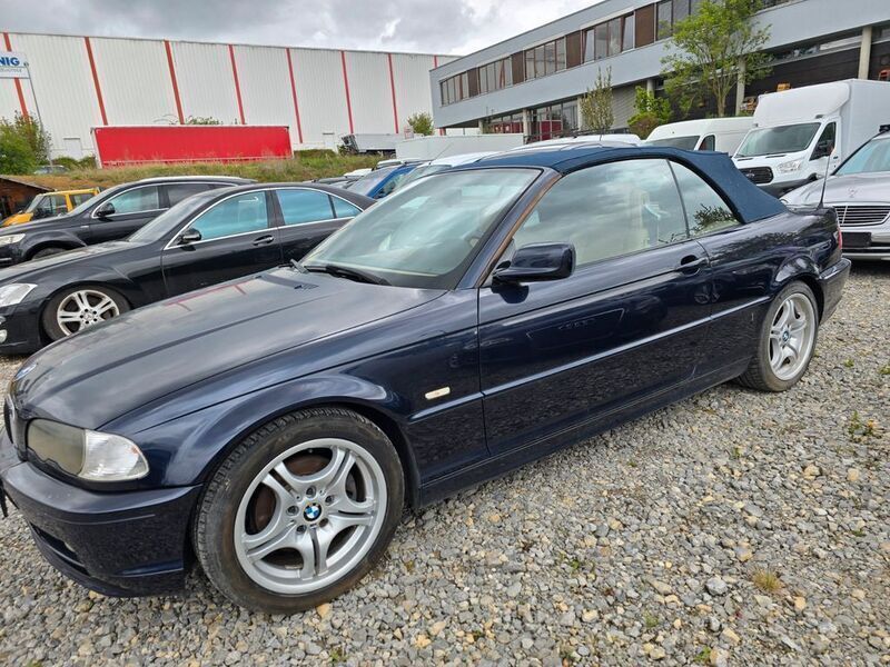 Blau Gebraucht 2002 BMW 320 Cabriolet M Sport Cabrio | 9.980 € (Fairer Preis) - Bild 1/4
