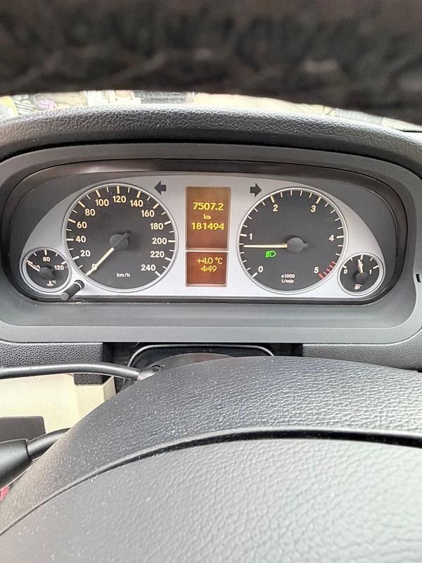 Gebraucht Mercedes A200 190 PS (139 kW) 2008 Rot Kleinwagen