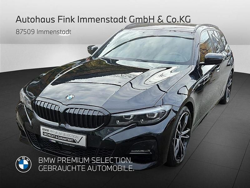 Black sapphire Gebraucht 2022 BMW 330 M Sport Kombi | 35.990 € (Fairer Preis) - Bild 1/4