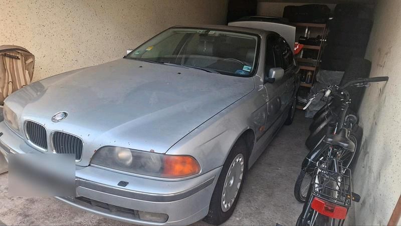 Gebraucht BMW 520 170 PS (125 kW) 1998 Silber Limousine