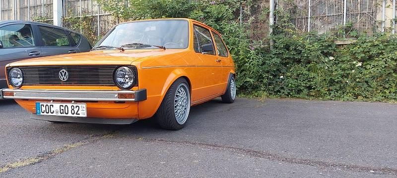 Gebraucht VW Golf I 50 PS (36 kW) 1982 Orange Kleinwagen