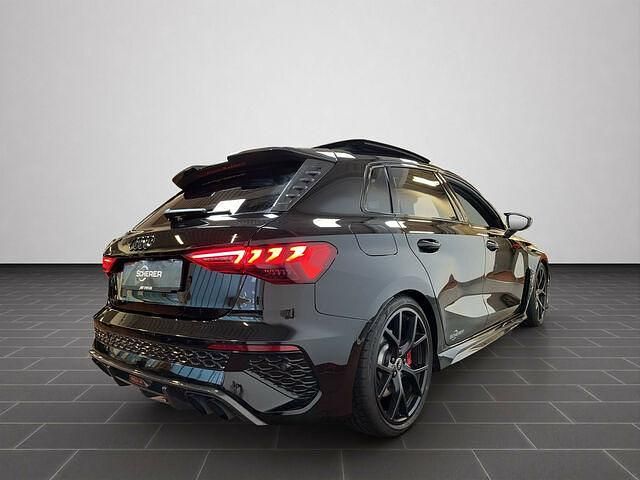 Gebraucht Audi RS3 400 PS (294 kW) 2024 Schwarz Limousine
