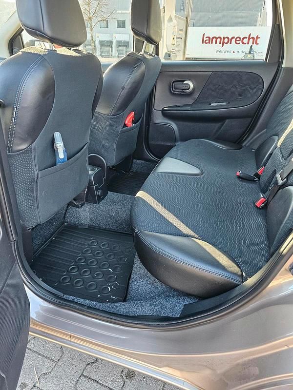 Second-hand Nissan Note 110 CP (80 kW) 2011 Hatchback