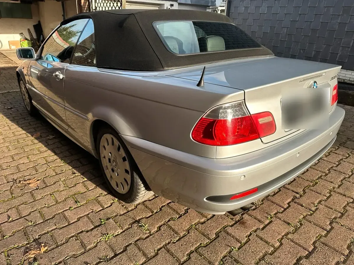 Gebraucht BMW 320 Cabriolet Sport Line 170 PS (125 kW) 2005 Silber Cabrio