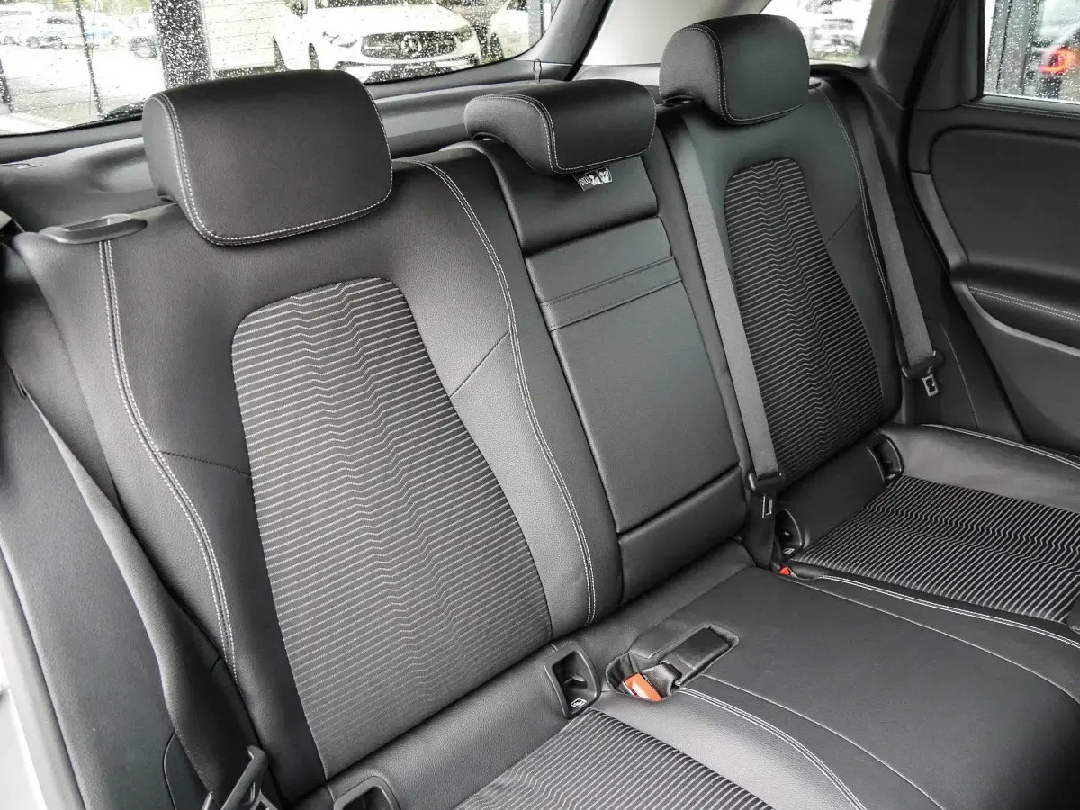 Gebraucht Mercedes B250 224 PS (164 kW) 2019 Kleinwagen