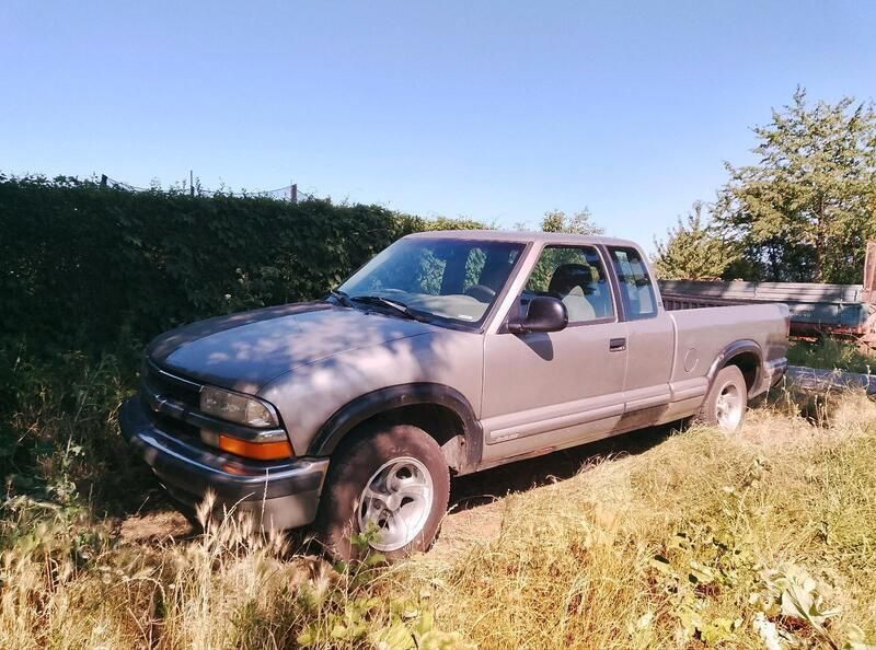 Silber Gebraucht 1998 Chevrolet S10 Abholung | 1.999 € - Bild 1/4
