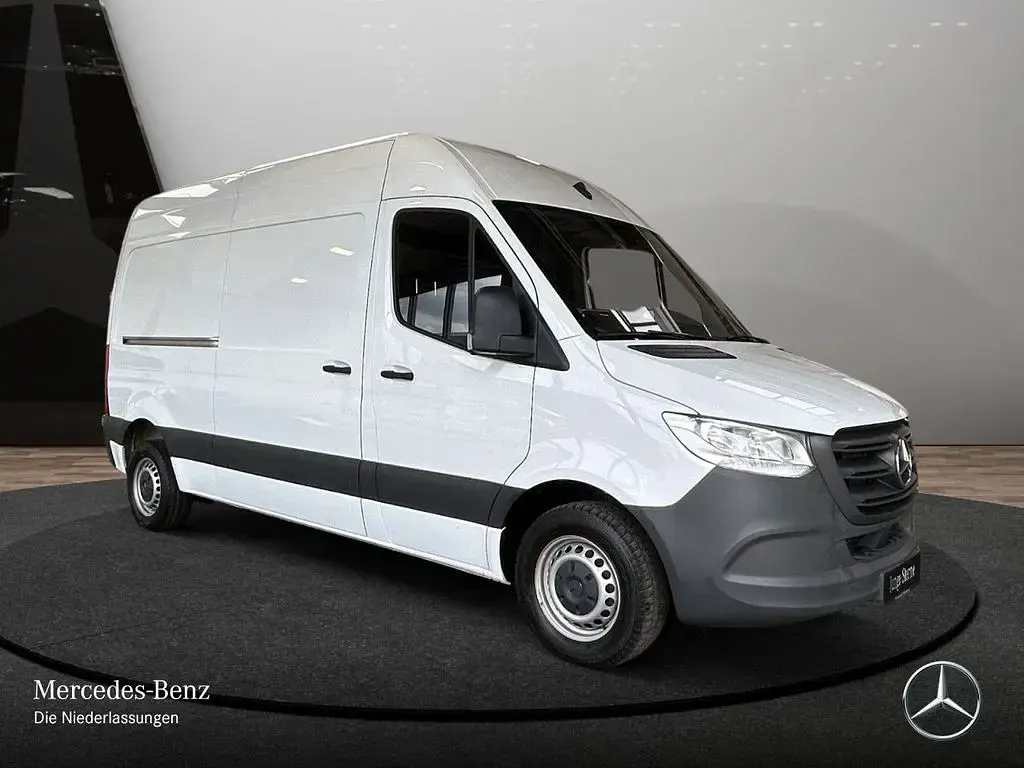Gebraucht Mercedes Sprinter 150 PS (110 kW) 2024 Weiß Van