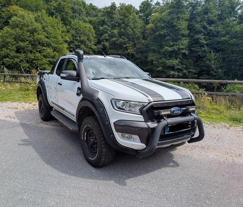 Weiß Gebraucht 2016 Ford Ranger Wildtrack Abholung | 29.500 € (Etwas zu teuer) - Bild 1/4