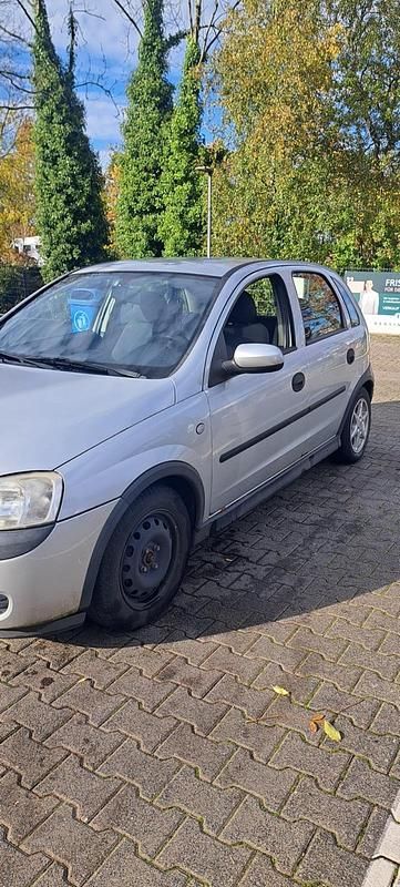 Silber Gebraucht 2001 Opel Corsa Kleinwagen | 990 € (Fairer Preis) - Bild 1/4