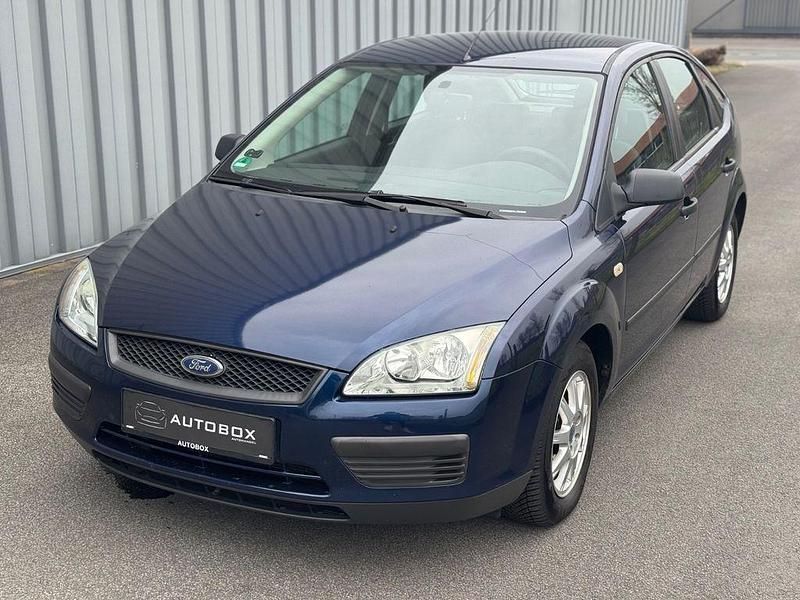 Gebraucht Ford Focus 101 PS (74 kW) 2005 Blau Limousine