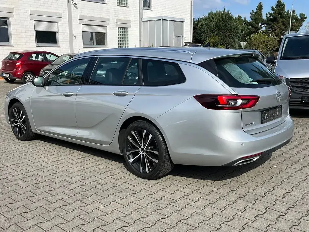 Gebraucht Opel Insignia Elegance 174 PS (127 kW) 2022 Silber Kombi