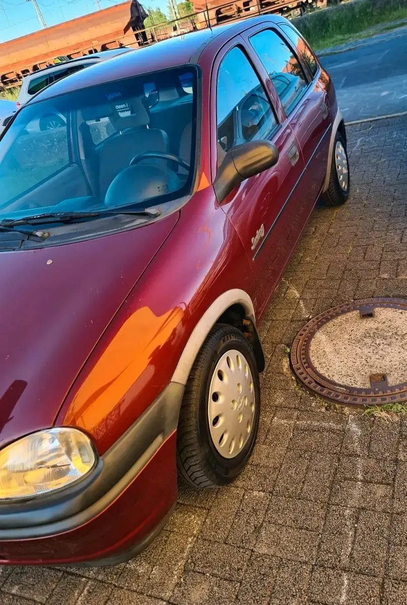 Gebraucht Opel Corsa 60 PS (44 kW) 1997 Rot Kleinwagen