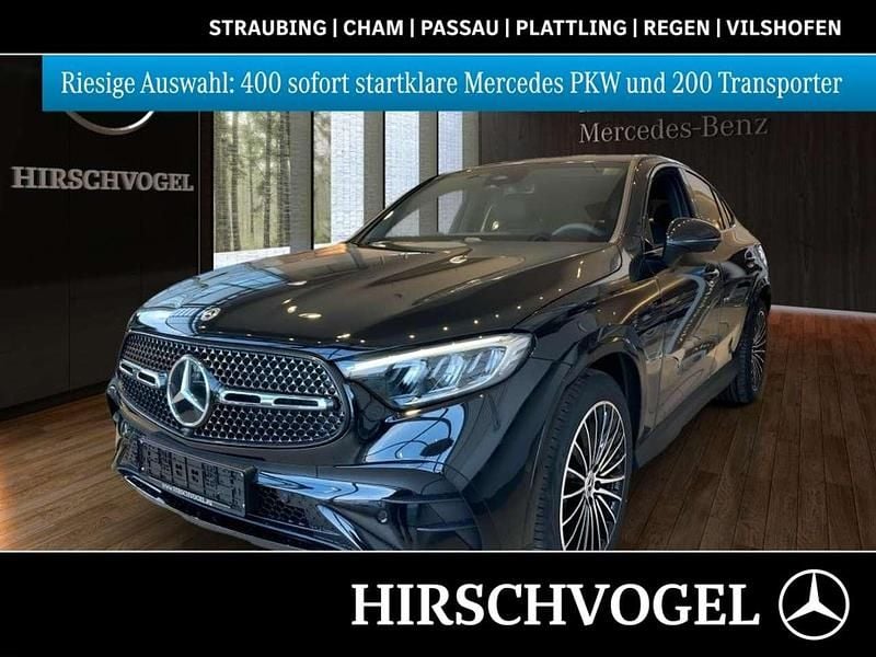Metalliclack obsidianschwarz Gebraucht 2025 Mercedes GLC220 AMG line Coupé | 63.420 € (Superpreis) - Bild 1/4