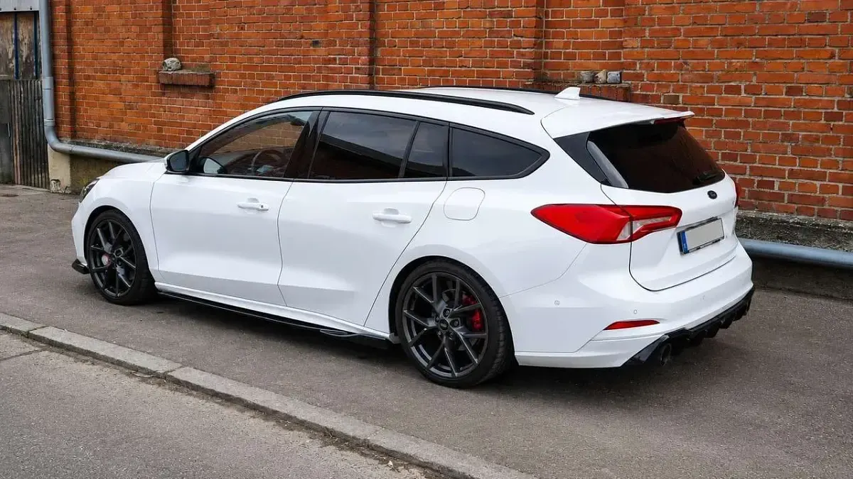 Gebraucht Ford Focus ST 281 PS (206 kW) 2020 Weiß Kombi