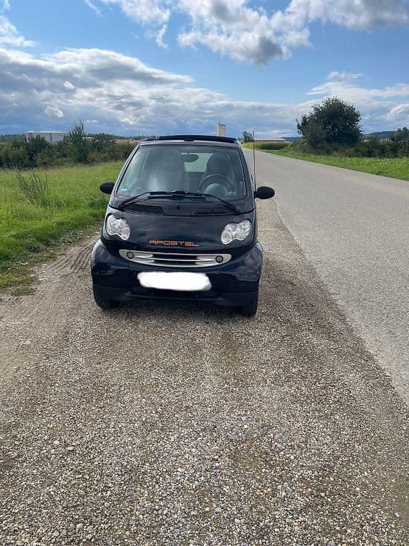 Schwarz Gebraucht 2001 Smart ForTwo Cabrio Pure Cabrio | 3.500 € - Bild 1/4
