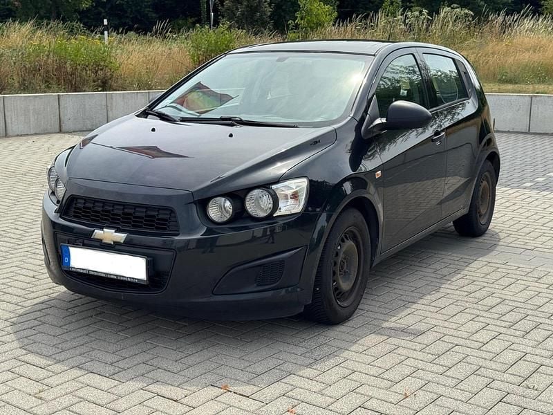Schwarz Gebraucht 2013 Chevrolet Aveo Kleinwagen | 2.500 € (Guter Preis) - Bild 1/4
