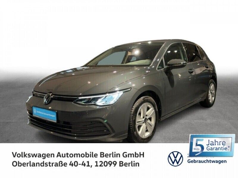 Uranograu Gebraucht 2024 VW Golf VIII Life Limousine | 22.990 € (Fairer Preis) - Bild 1/3