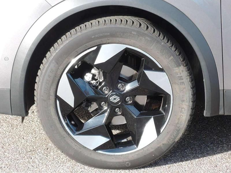 Gebraucht Renault Captur Techno 158 PS (116 kW) 2024 Stahl grau/black pearl SUV