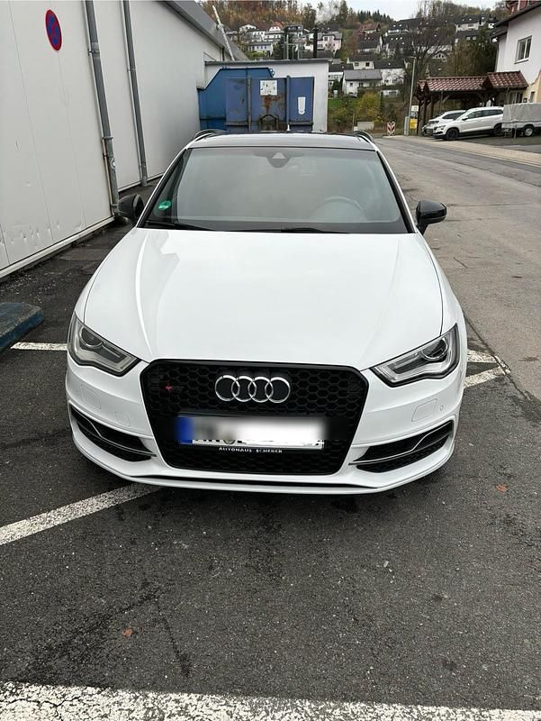 Weiß Gebraucht 2016 Audi S3 Design Limousine | 21.000 € (Superpreis) - Bild 1/4