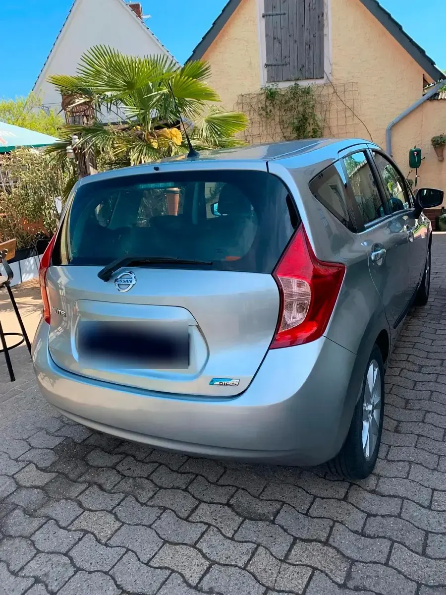 Gebraucht Nissan Note S 98 PS (72 kW) 2014 Grau Kleinwagen