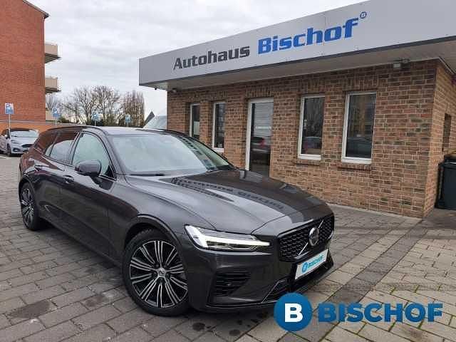 Gebraucht Volvo V60 257 PS (189 kW) 2025 Kombi