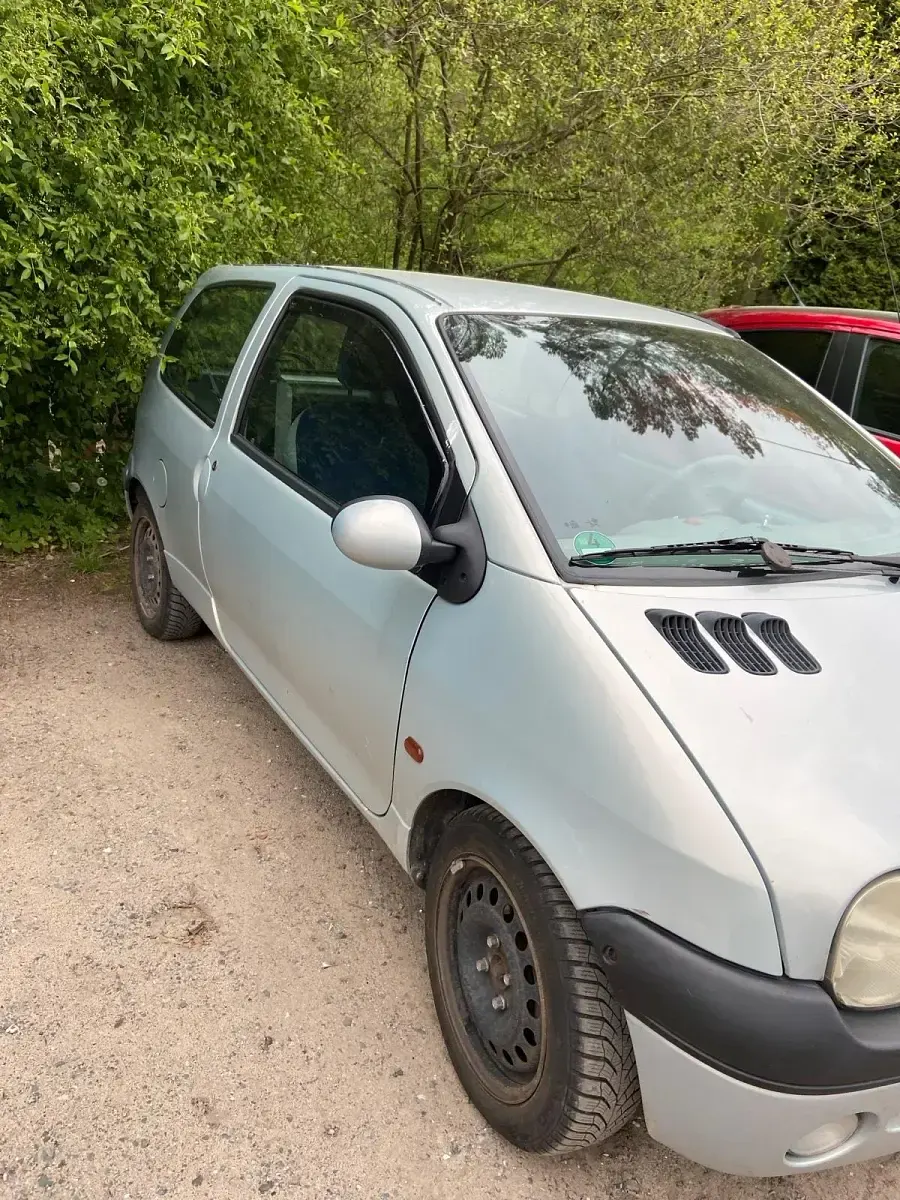 Usata Renault Twingo 58 CV (42 kW) 2002 Argento Utilitaria