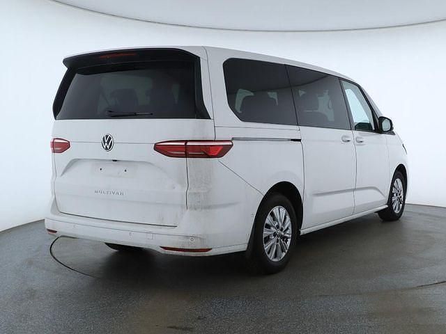 Gebraucht VW Multivan Basis 204 PS (150 kW) 2024 Van