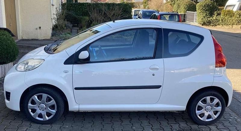 Gebraucht 2011 Peugeot 107 Kleinwagen | 3.200 € (Fairer Preis) - Bild 1/4