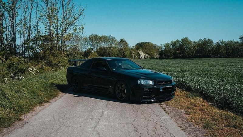 Schwarz Gebraucht 1998 Nissan Skyline Coupé | 69.000 € - Bild 1/4