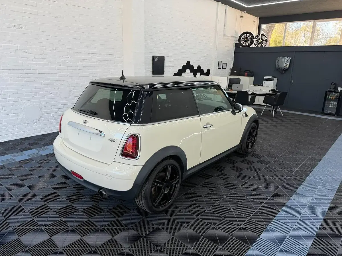 Usata Mini ONE 95 CV (69 kW) 2009 Bianco Utilitaria