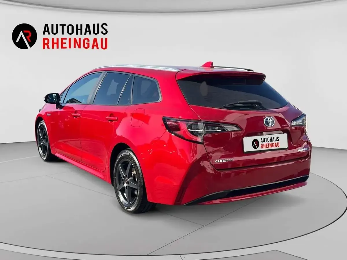 Gebraucht Toyota Corolla Comfort 122 PS (89 kW) 2019 Rot Kombi