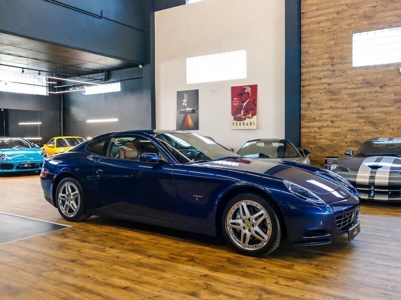 Gebraucht Ferrari 612 540 PS (397 kW) 2010 Blau Coupé