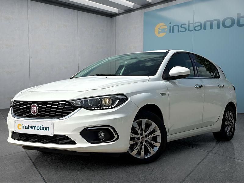 Weiß Gebraucht 2019 Fiat Tipo Lounge Limousine | 11.399 € (Etwas zu teuer) - Bild 1/1