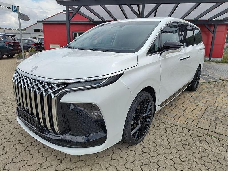 Schwarz weiß purple Gebraucht 2025 DFSK Forthing 9 Van / Kleinbus | 46.900 € (Fairer Preis) - Bild 1/4