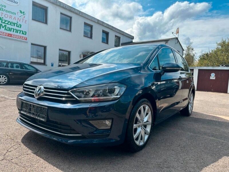 Blau Gebraucht 2014 VW Golf Sportsvan Van / Kleinbus | 11.890 € (Guter Preis) - Bild 1/4