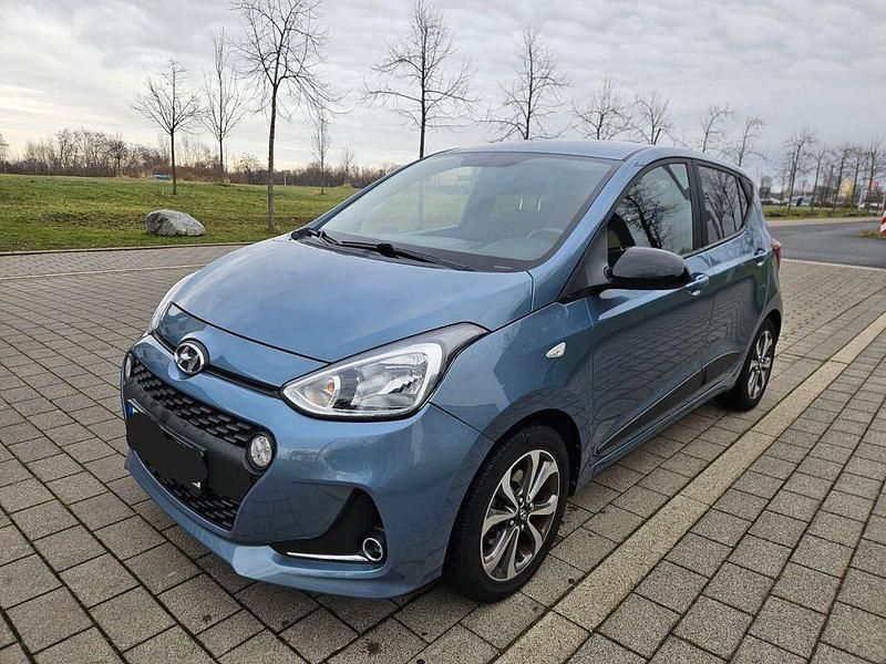 Blau Gebraucht 2019 Hyundai i10 Passion Plus Kleinwagen | 12.000 € (Fairer Preis) - Bild 1/4