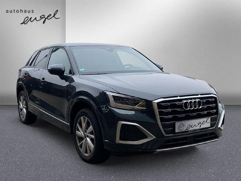 Second-hand Audi Q2 Advanced 150 CP (110 kW) 2025 Gri SUV
