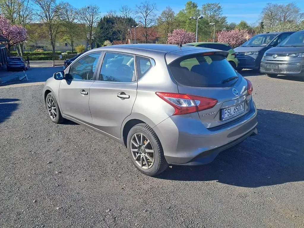 Gebraucht Nissan Pulsar 110 PS (80 kW) 2015 Grau Kleinwagen